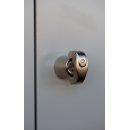 Garderobenschrank, 2 Abteile mittig schlie&szlig;end, 1800 x 500 x 500 mm, lichtgrau